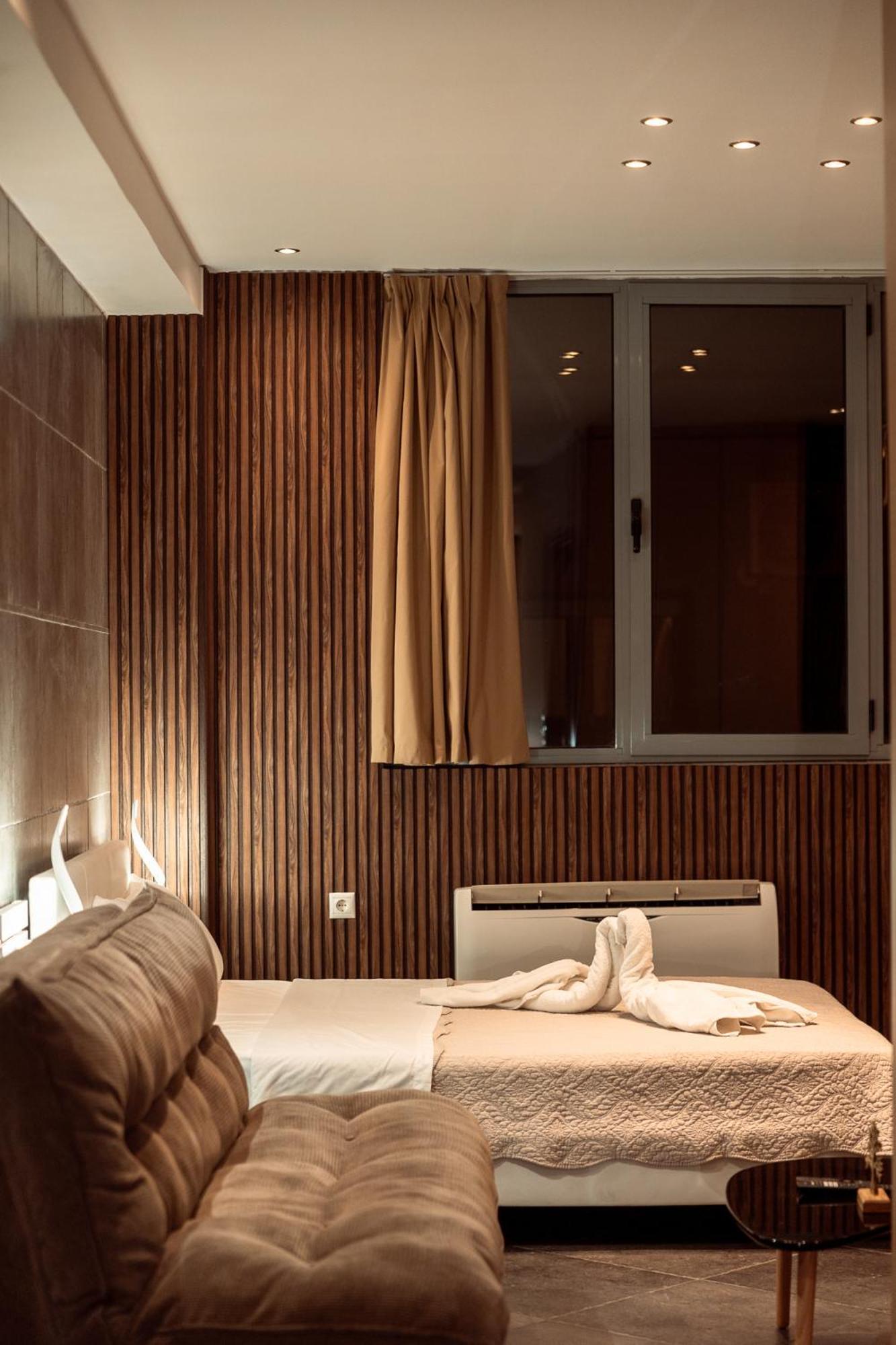Parthenon Portrait Apartments Atena Exterior foto